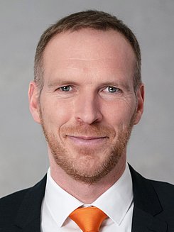 Herr Dr. iur. Jan Heinisch